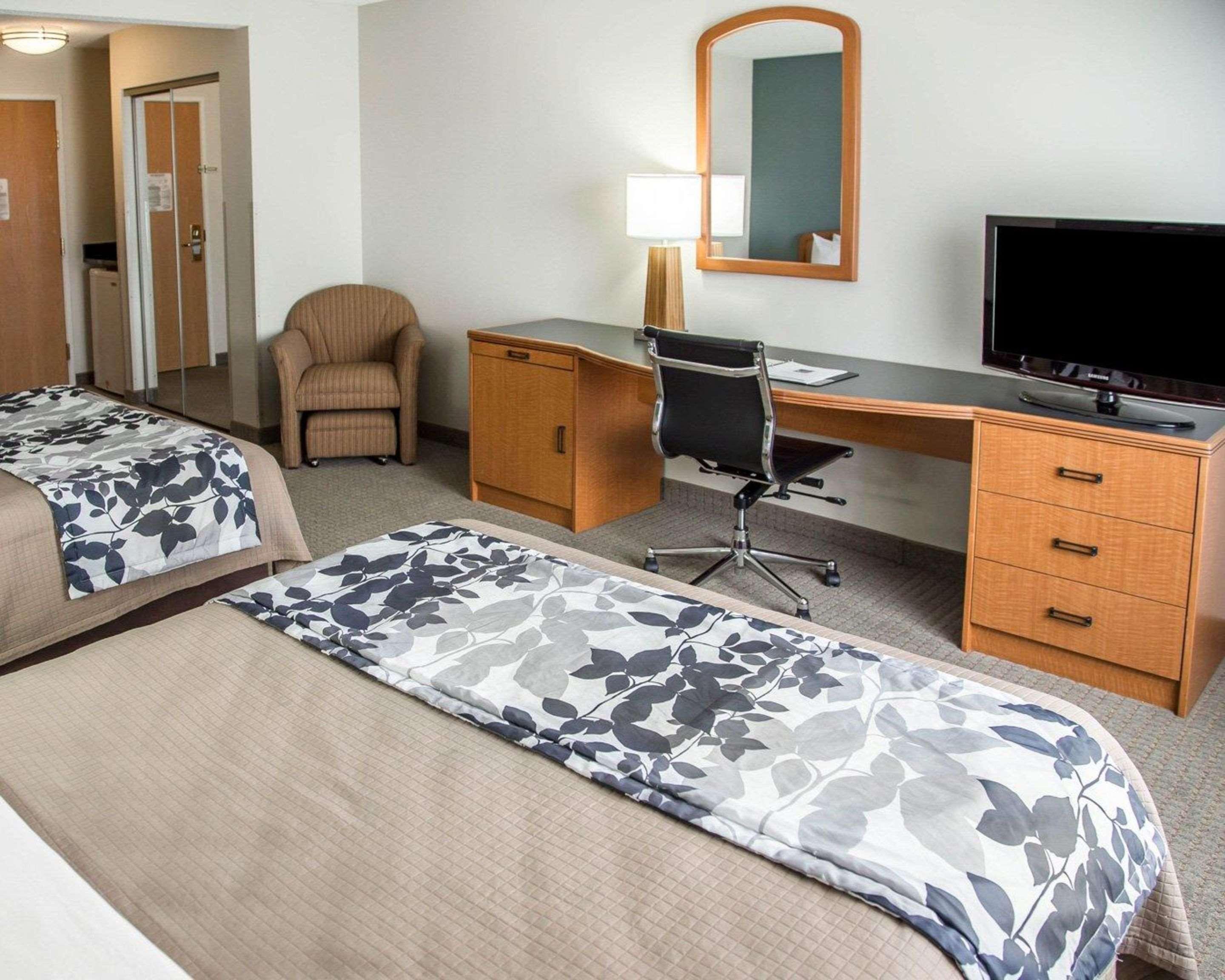 Sleep Inn & Suites Davenport - Quad Cities Eksteriør billede