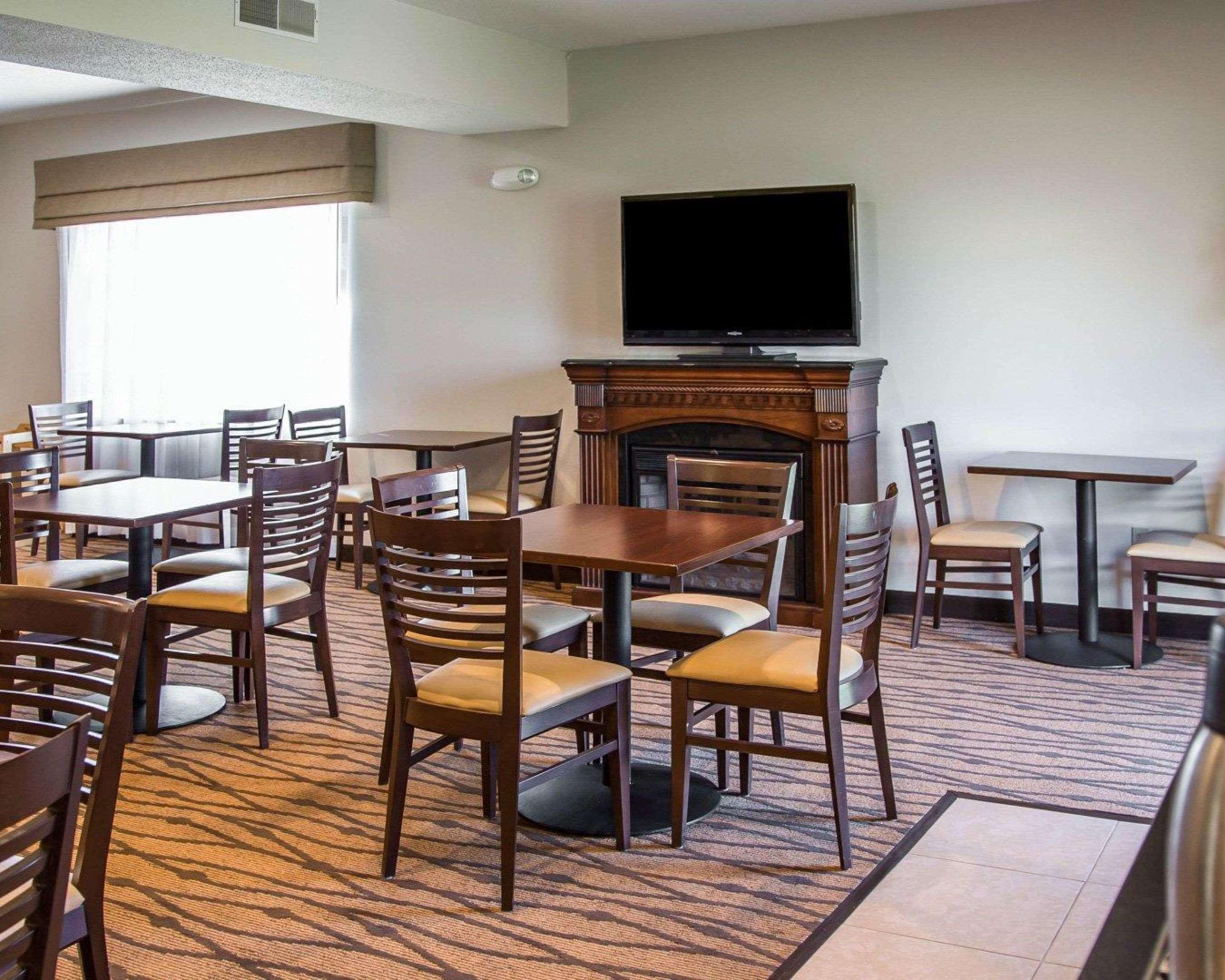 Sleep Inn & Suites Davenport - Quad Cities Eksteriør billede